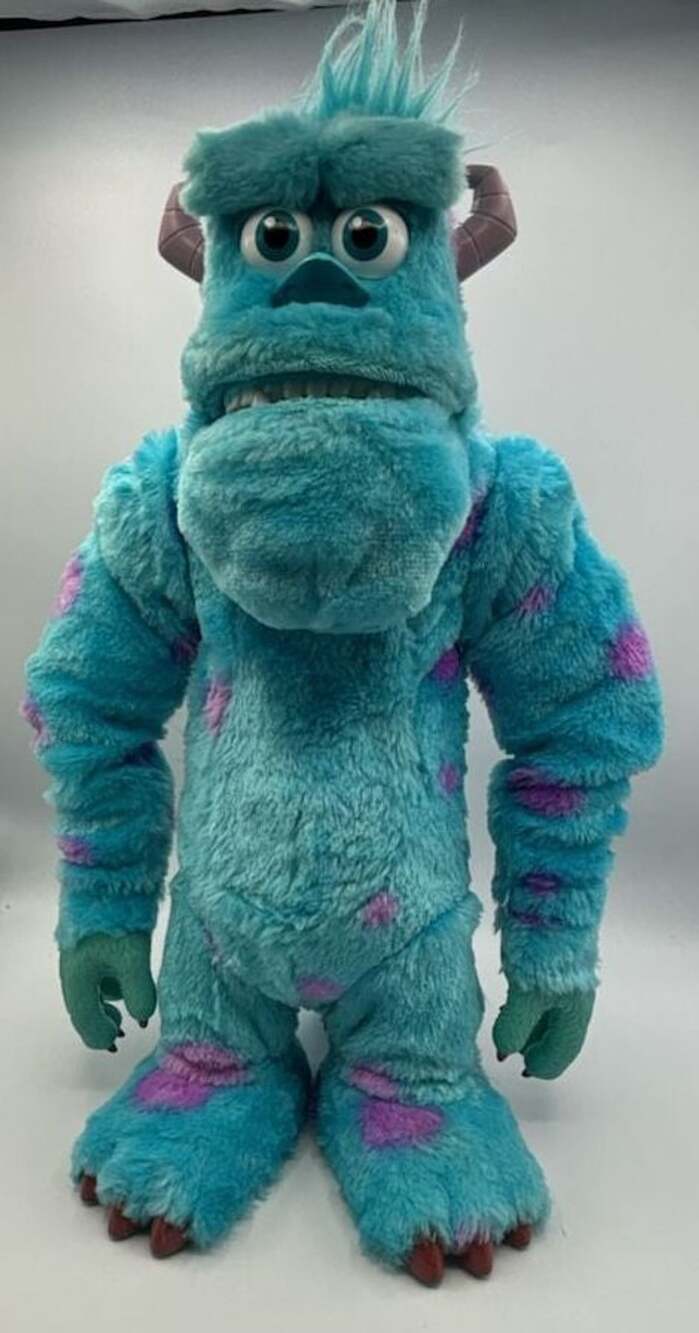 Spin Master Monsters University Shake And Scare Sulley Plush 15 In